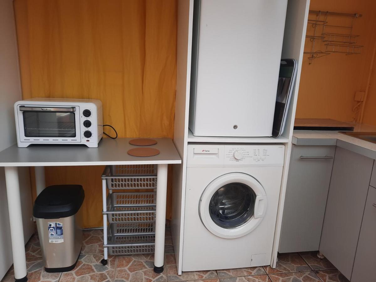 Studio Avec Piscine Privee, Idealement Situe Saint-Claude Eksteriør bilde