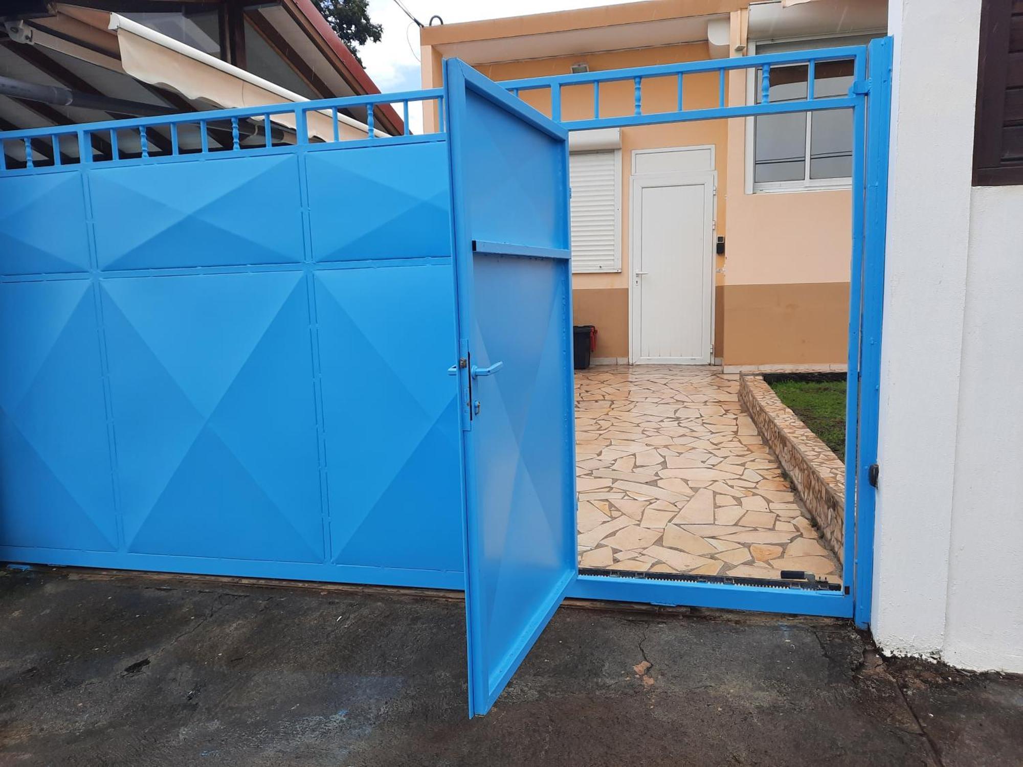 Studio Avec Piscine Privee, Idealement Situe Saint-Claude Eksteriør bilde