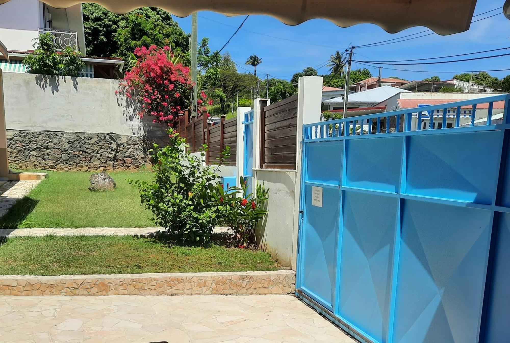 Studio Avec Piscine Privee, Idealement Situe Saint-Claude Eksteriør bilde
